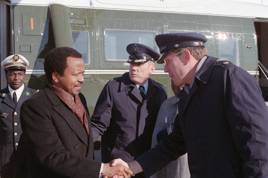 Paul Biya en 1984 cc Kenneth E. Noyes