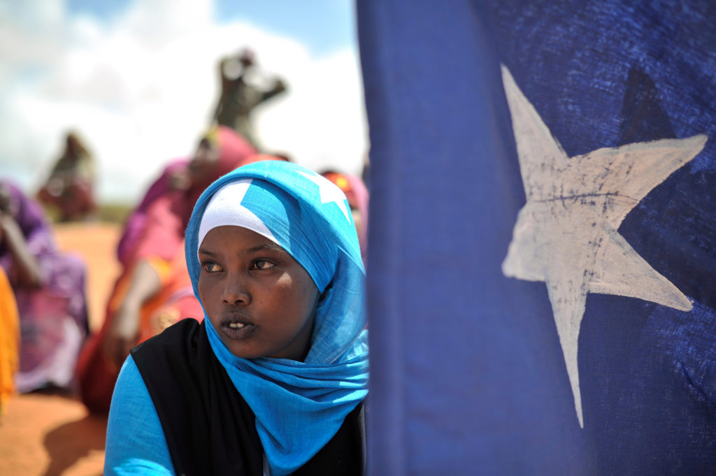 Jeune membre d'une milice locale en Somalie, en 2014 CC UN IST - Tobin Jone